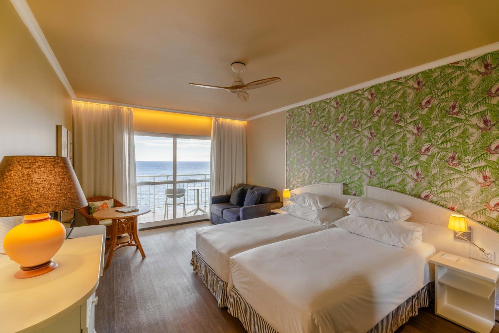 Premium Studio Sea View,1682929846:JPEG